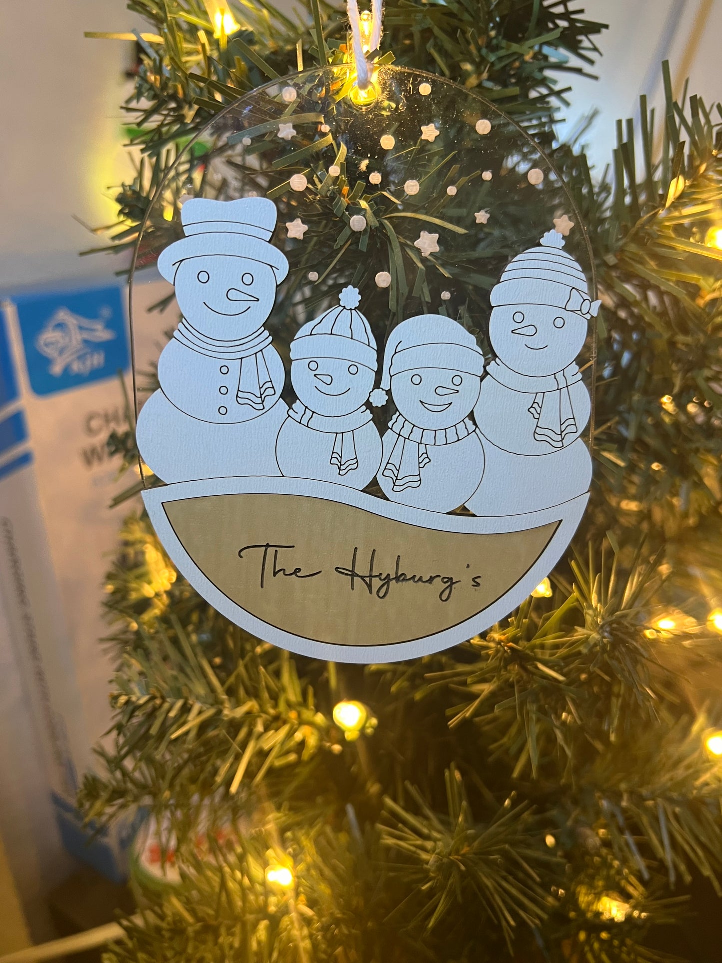 Personalized snowman family ornament 2025 up to 6 children