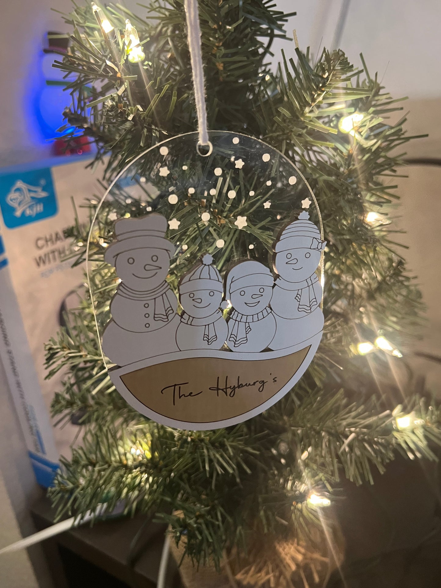 Personalized snowman family ornament 2025 up to 6 children