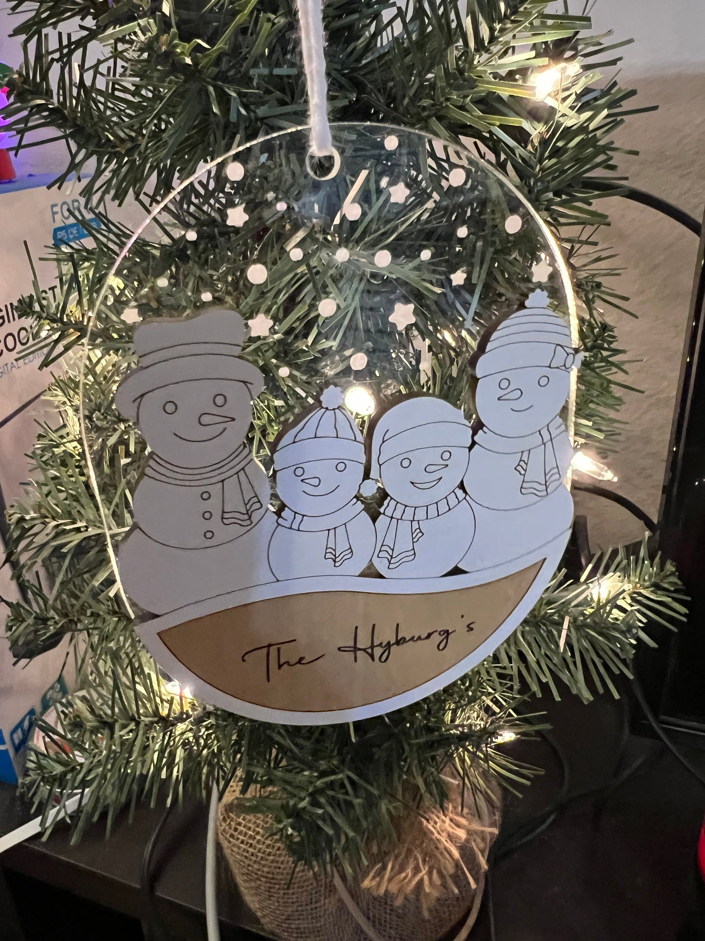 Personalized snowman family ornament 2025 up to 6 children