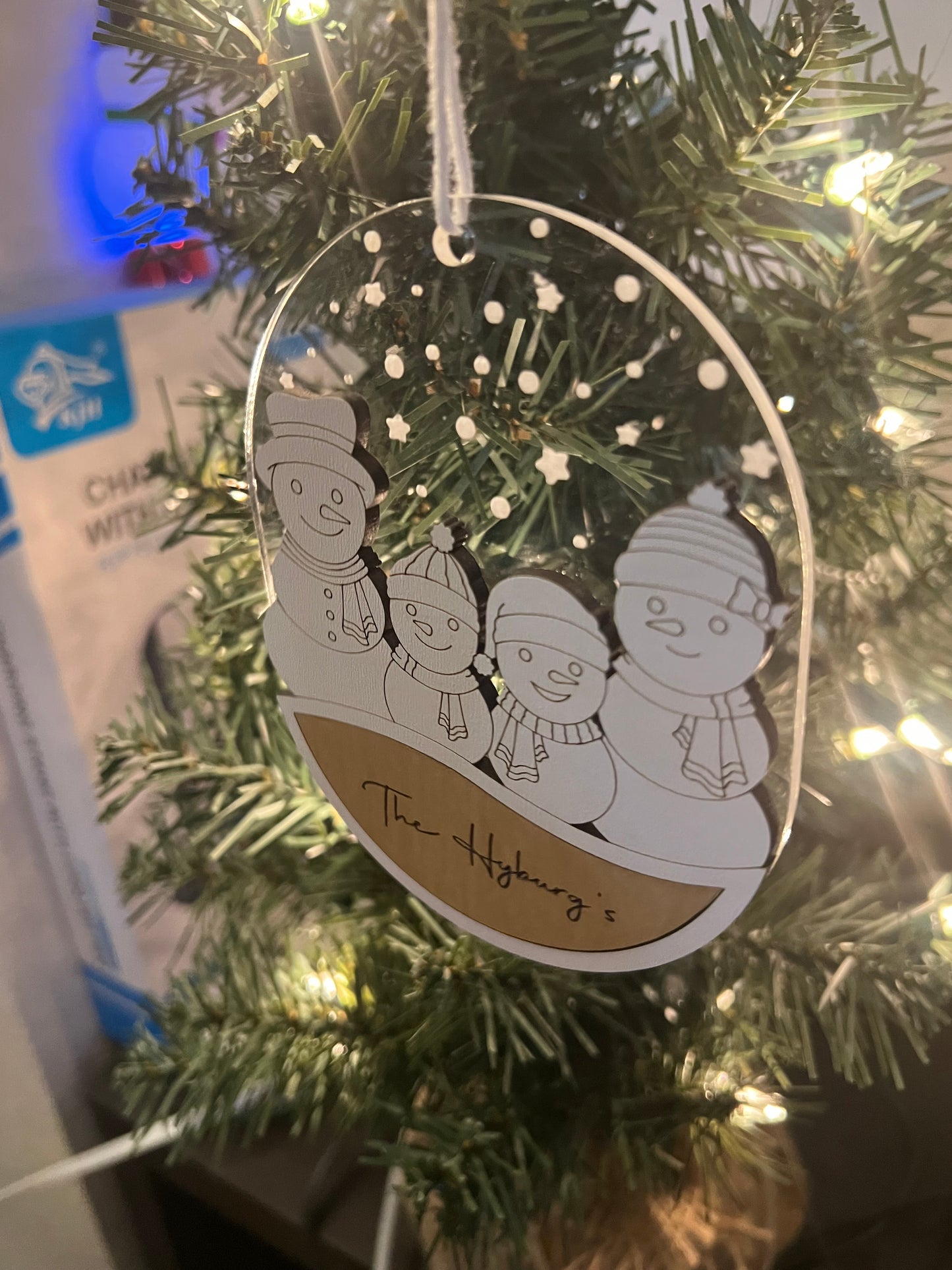 Personalized snowman family ornament 2025 up to 6 children